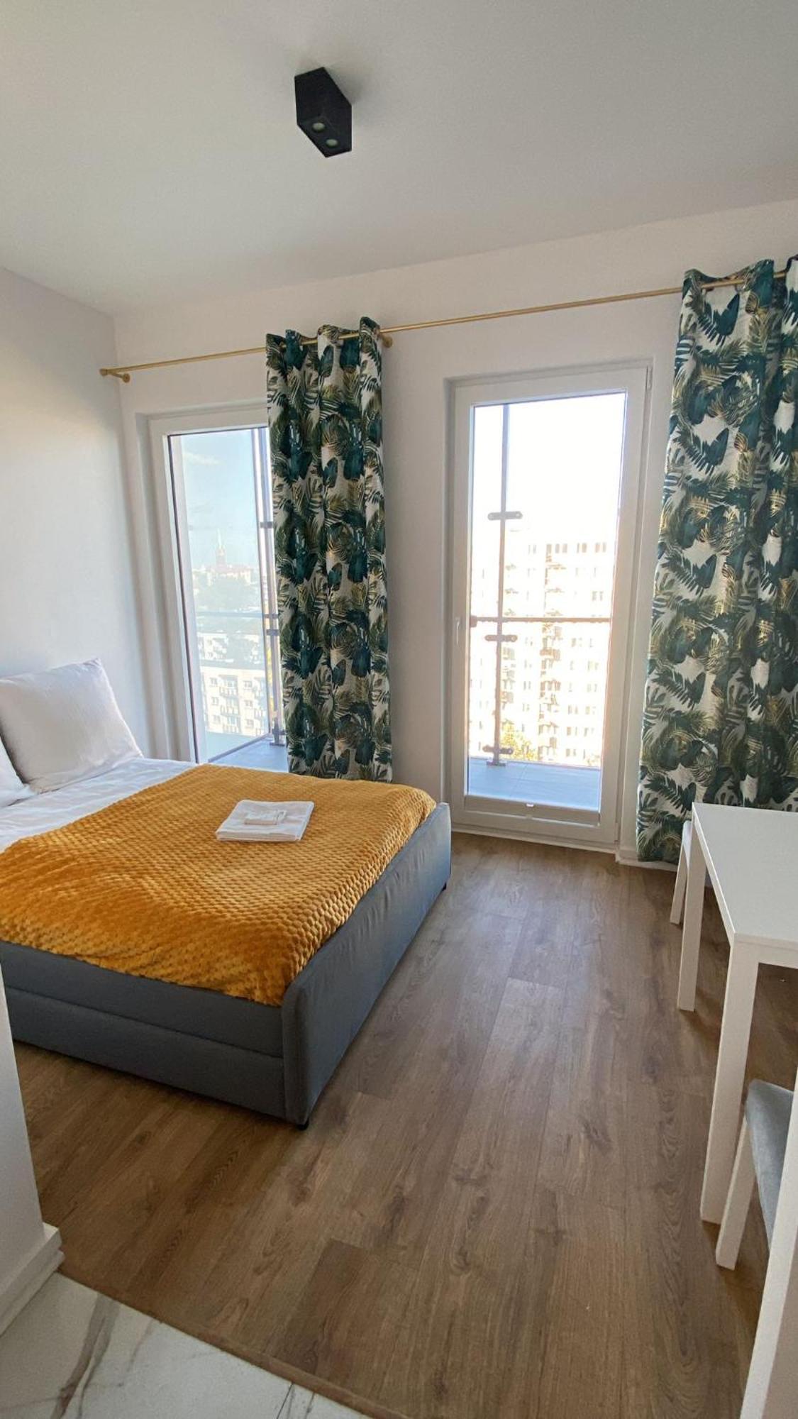 Warszawski Hongkong, Kultowe Miejsce Varsovie Extérieur photo
