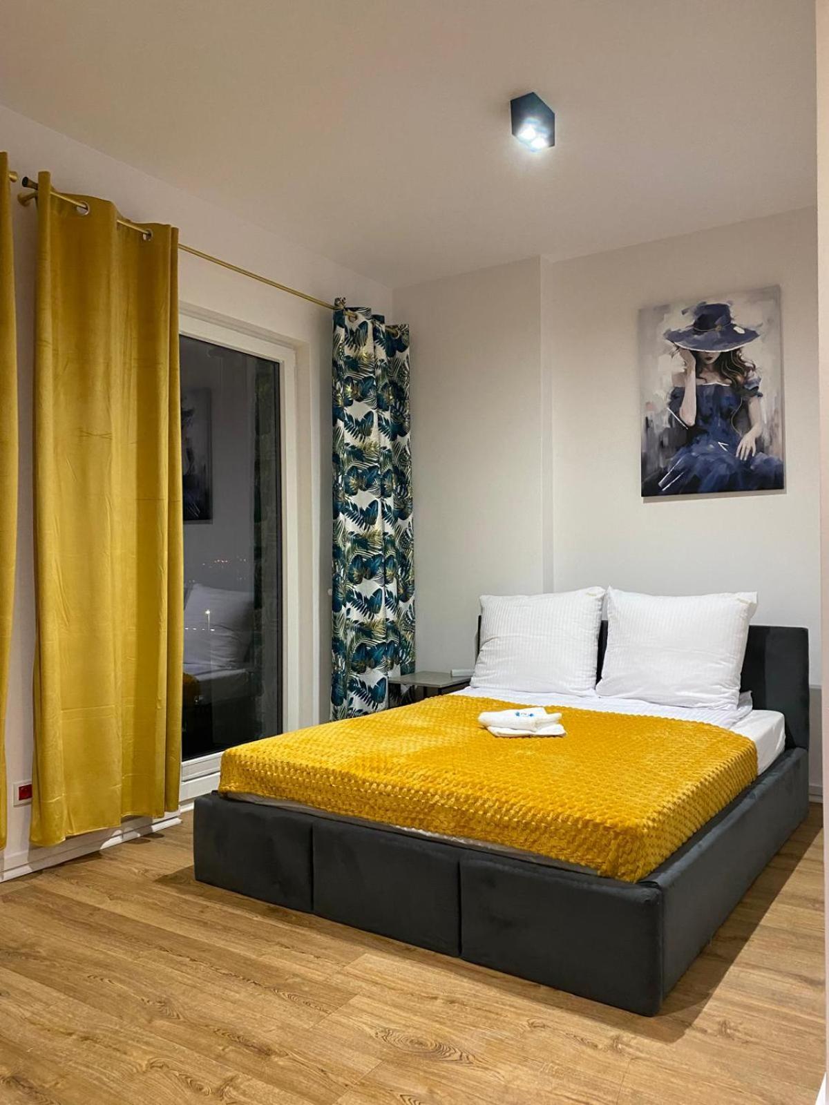 Warszawski Hongkong, Kultowe Miejsce Varsovie Extérieur photo